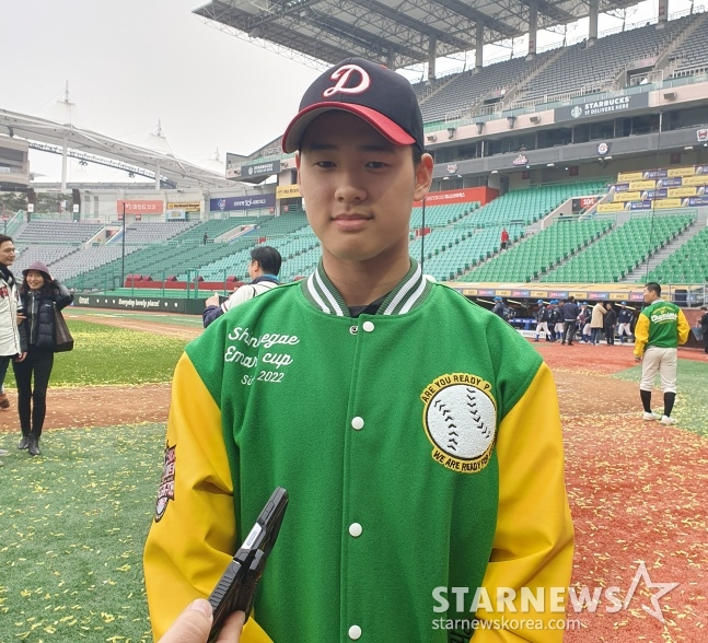 지난해 덕수고 이마트배 우승을 이끈 2학년 시절 정현우. /사진=김동윤 기자