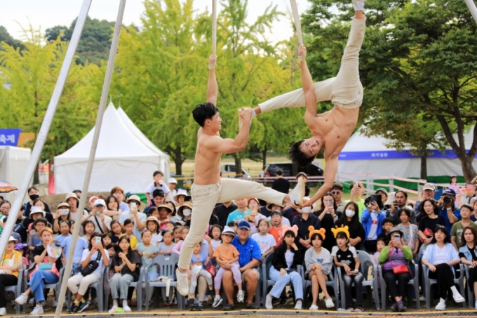 지난해 열린 과천공연예술축제 공연모습./사진제공=과천시