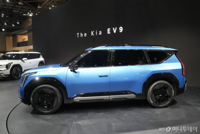 [Ƽ=AP/ý] Ϲ &#039; &#039; ȸ 4(ð)  ̽ð Ƽǿ    SUV EV9 &#039;2024 Ϲ  ƿƼ &#039; ߴ.   3 30 ϻ Ųؽ  2023 Ƽ õ  EV9 GT. 2024.01.05. /=ΰ