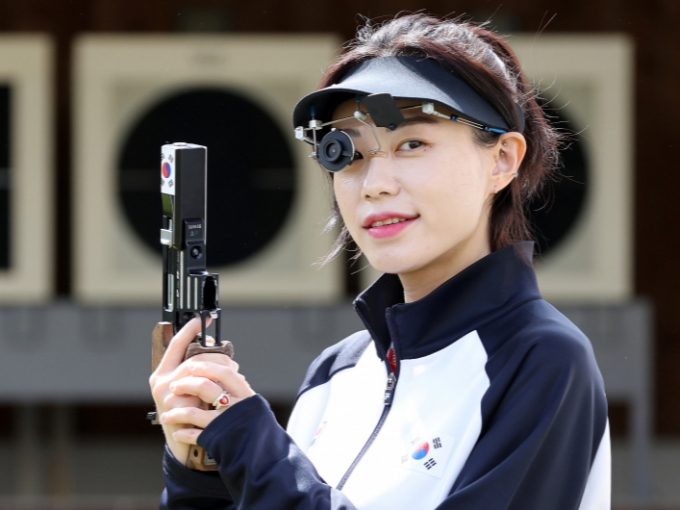 대한민국 사격 국가대표로 '2024 파리 올림픽'에서 은메달을 목에 건 김예지. /사진=뉴시스 