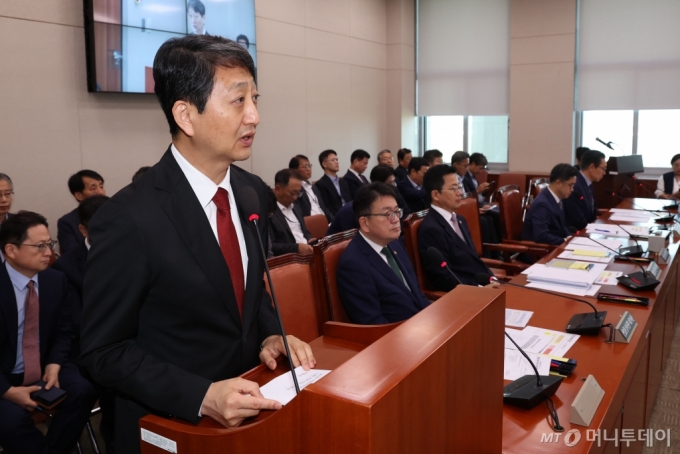 [서울=뉴시스] 권창회 기자 = 안덕근 산업통상자원부 장관이 11일 오전 서울 여의도 국회에서 열린 산업통상자원중소벤처기업위원회 전체회의에서 발언하고 있다. 2024.09.11. kch0523@newsis.com /사진=권창회