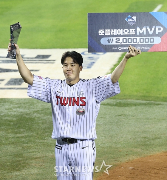 2024 KBO Ʈ ÷̿ 5&#039; LG-,kt11  Ǿ߱忡 ȴ.  LG ԰ &#039;÷̿ MVP&#039;    ϰ ִ. /= 