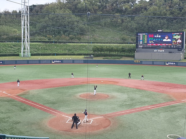 17  ߱忡 Ե ̾ Ʈũ ȣũ 2024 -KBO Fall League Ⱑ  ִ. /=  