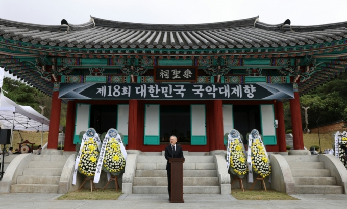 국악대제향 참석 유인촌 "남원, 소리꾼의 성지로 만들면 좋겠다"