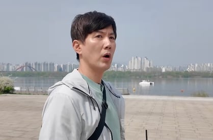 류진 "140만원 명품 신발 강매당해…'이 질환'에 아주 좋아"