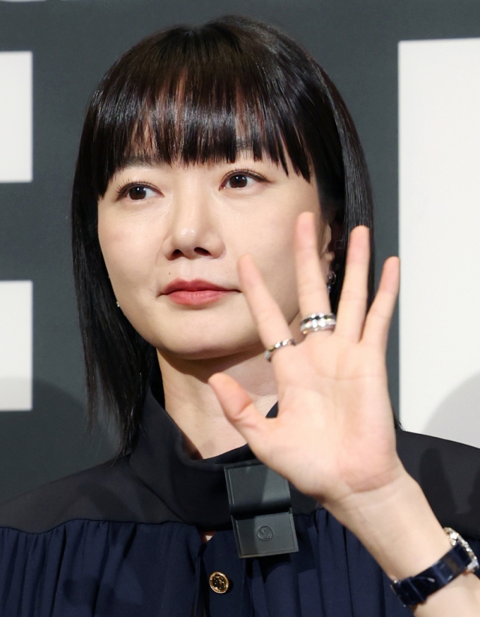 배우 배두나가 지난 25일 서울 용산구 CGV 용산아이파크몰에서 열린 &#039;제12회 마리끌레르 영화제&#039;(MCFF) 행사에 참석했다. /사진=뉴스1 /사진=(서울=뉴스1) 권현진 기자