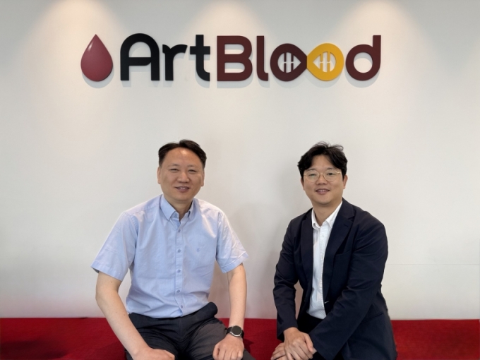 (좌측부터) 아트블러드 김선규 CTcO, 노경환 CtbO/사진제공=아트블러드