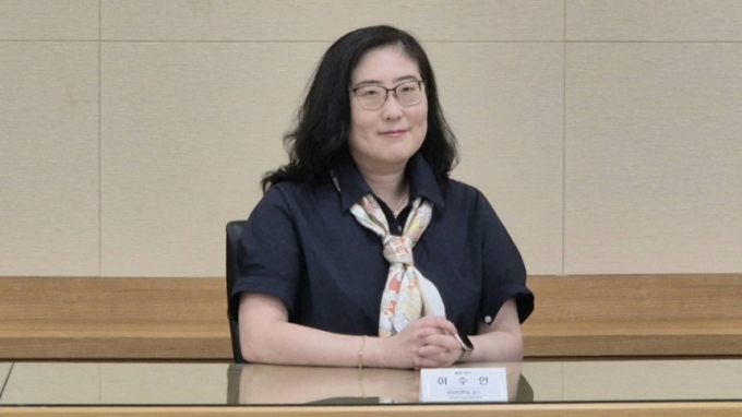 이수인 미국 워싱턴대 교수가 8일 서울 강남구 역삼동에서 기자들과 만나 인터뷰하고 있다. /사진=박건희 기자