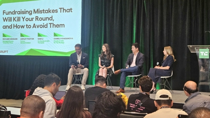 (왼쪽부터)리차드 무나시 탬파베이 웨이브 매니징 디렉터, 애슐리 패스턴 제너럴 캐탈리스트 파트너, 샘 리 소로패스 대표, 카밀라 카사노바 온탑스트래티지 대표 /사진=최태범 기자