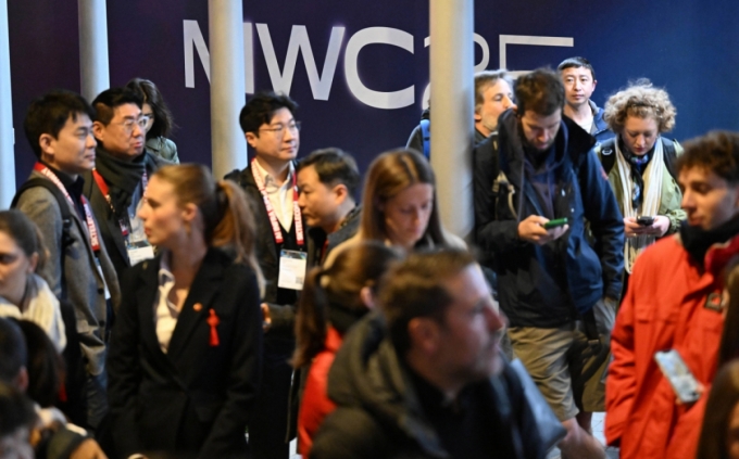 지난해 열린 세계 최대 이동통신 전시회 '모바일 월드 콩그레스(MWC) 2025'./사진=뉴시스