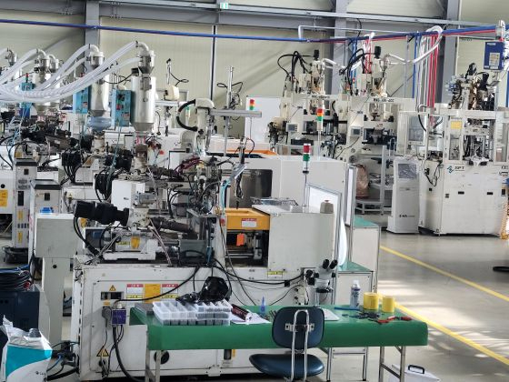 1층 가공실 모습/사진=위드웨이브 