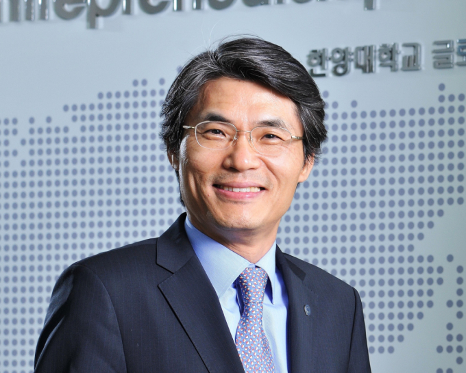 류창완  한양대학교 교수&middot;창업대학원장