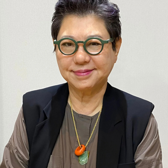 74세 양희은, 눈 수술로 라디오 생방송 불참…"시력 회복 목적"