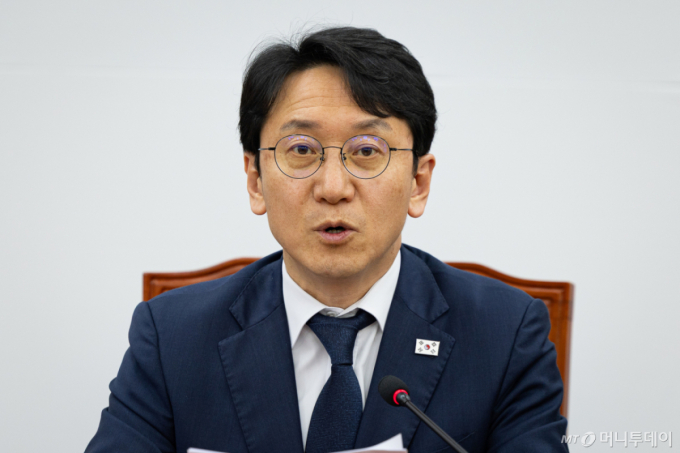 천준호 "자유로운 토론 보장해야...의총 생중계 사전협의 없었다"
