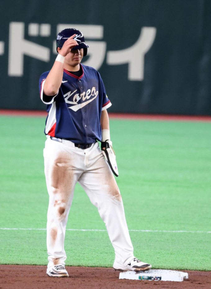 '노시환·문보경·곽빈·윤동희 포함' 류지현호, 2026 AG 최종 명단 24명 확정 [광화문 현장]