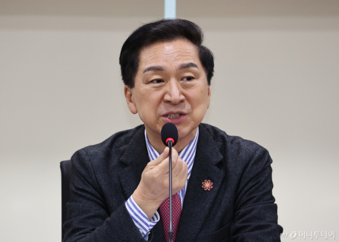 김기현 "李대통령, 북한에 비굴한 외교...실력 없으면 내려와야"