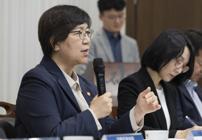 정은경 장관 "탈모, 건보 적용 위한 국민논의 시작"