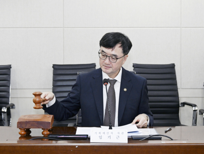 공공부문 신속집행 348.4조…"재정지원 효과 체감되도록 만전"