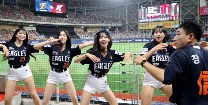 [포토]'열라 달려볼까!' 한화 응원단장  홍창화