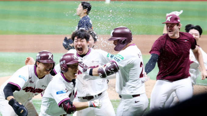 [포토]'주인공들 다 모였네!' 서건창