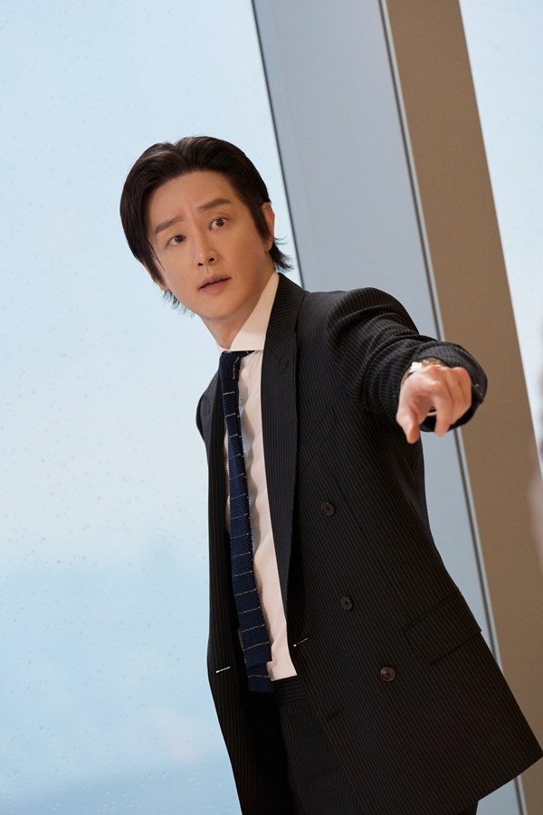 '오십프로' 권율, '쇼맨십 빌런' 등극한 신개념 특별 출연