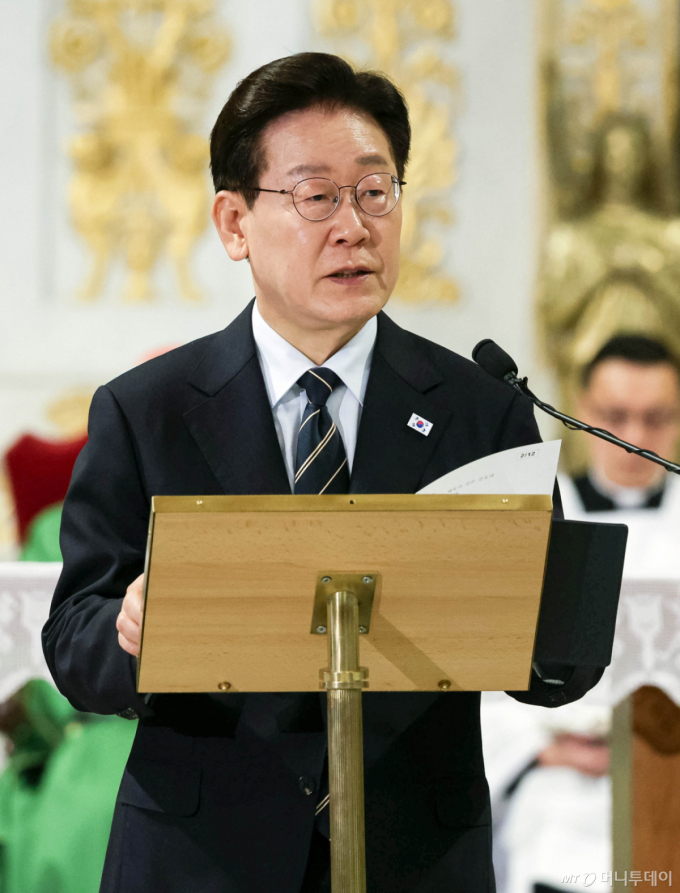北 날선 발언 속 李 대통령 교황청 특별미사…"평화 위해 모든 것 다 할 것"