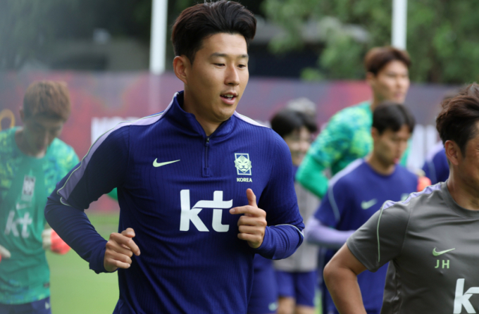 [포토] 손흥민 '아빠와 타코 먹었어요'