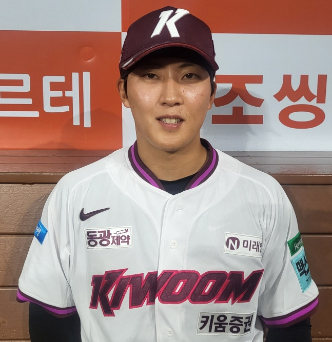 '최강야구 그 선수→여전히 연봉 4000만원' 여전히 간절한 원성준, '결승타 또 결승타' 눈도장 제대로 찍었다