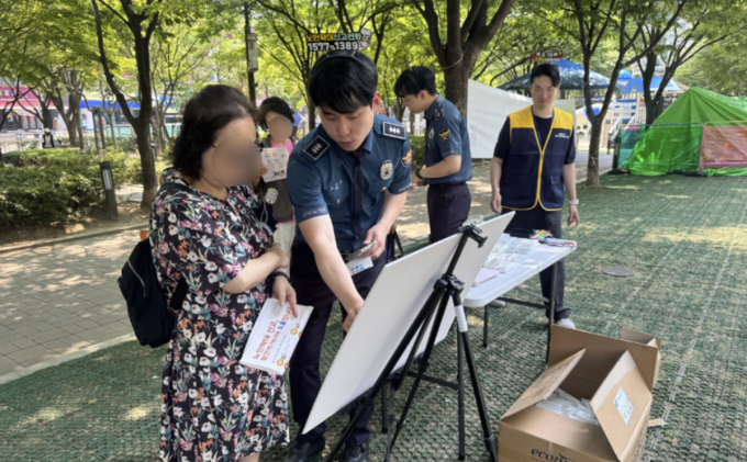 "돈 뺏고 협박하는 것도 '학대'"…노인학대 예방 나선 경찰