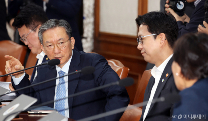 정성호 "올림픽공원 사적 검문·감금은 명백한 불법…현행범 처벌 대상"