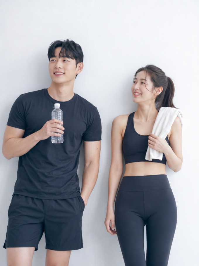 헤드락 걸며 싹트는 로맨스? '프사기' 대신 진정성 택한 Z세대[트민자]