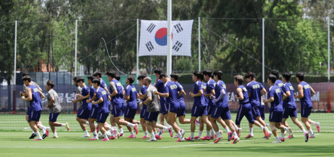 홍명보호 비공개 훈련장에 불법 드론…멕시코군 격추·조종자 도주