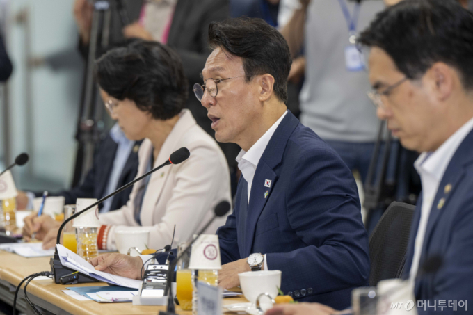 포스코 광양제철소 전기로 준공…김민석 총리 "철강산업 정책적 지원"