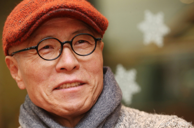 허영만, 낙상 사고로 중환자실 이송…"한 달째 입원 치료, 회복 중"