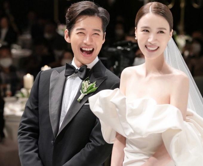 "임신 너무 늦다" 팬 걱정도…남궁민 진아름, 4년 만에 부모 된다