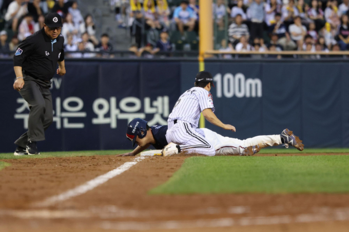 '베테랑' 손아섭 1군 엔트리 말소, '천만다행' 양의지 3루 도루 교체→큰 부상 피했다 "타격 가능" DH 선발 출격 [잠실 현장]