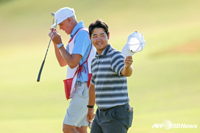 '2년 기다렸다' 김주형, US오픈서 '드디어' 톱5 진입... 세계랭킹 141위→64위 수직 상승 [PGA]