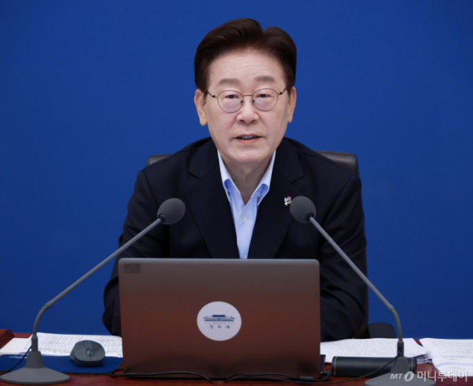 [속보]李대통령 "선관위 방만 운영, 정확하게 수사해 책임 물어야"
