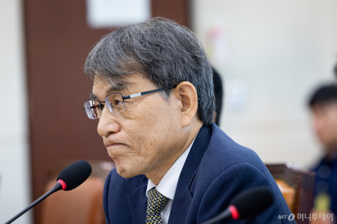 노태악, '부부 동반 해외출장'에 "당연히 그런줄…비용 반납 강구"