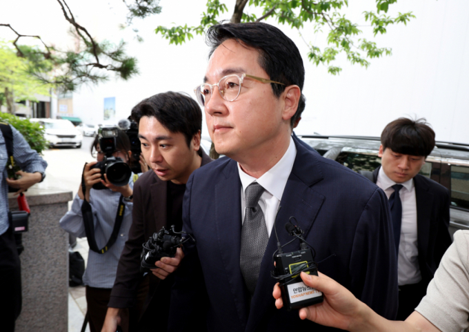'내란 가담 의혹' 심우정 전 검찰총장 종합특검 출석…묵묵부답
