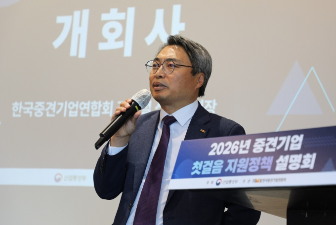 중견기업 된 中企 300여개, 다시 中企 됐다..."혜택없으면 성장 안해"