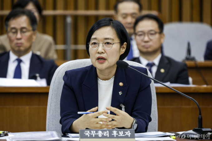한성숙 "주적? 韓 위협 모든 곳"…6·25 "북침" 후 "남침" 정정하기도