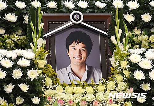 '인어아가씨' 그 배우 뇌사..."5명 살리고 떠났다" 마약 출소 5개월만[뉴스속오늘]