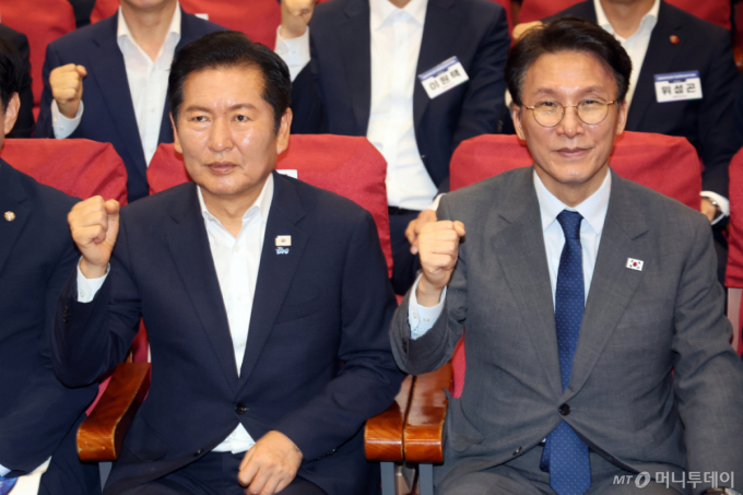 김민석 "보완수사권 폐지, 정부 최종 입장"…정청래 "환영한다, 감사"