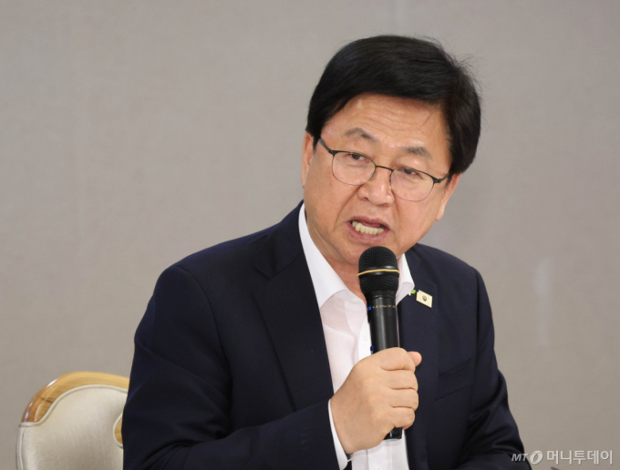 [단독]'참교육'이 교육부 움직였다…'교권보호 전담팀' 신설 검토