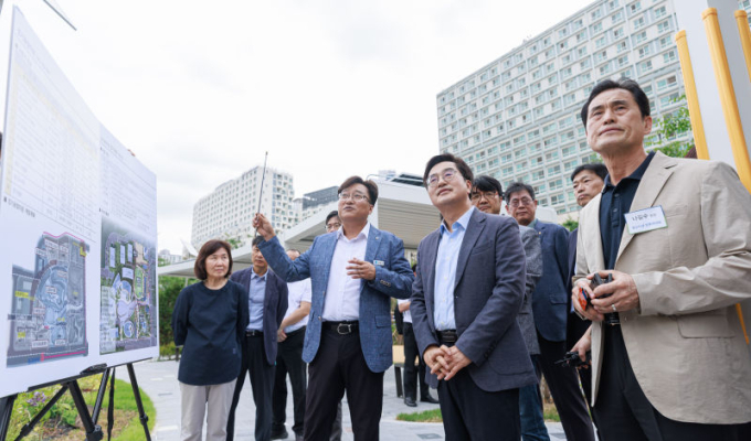 도청 앞 도심 속 3만㎡ 오아시스…김동연 '경기정원' 개방 앞두고 점검