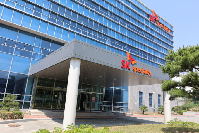 "가스 누출 아냐?" SK스페셜티서 포착된 흰 연기…알고 보니 수증기