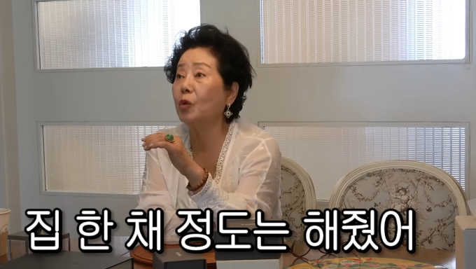 선우용여 "가짜 스님에 집 한 채 값 털려…남편이 'X신' 욕해"