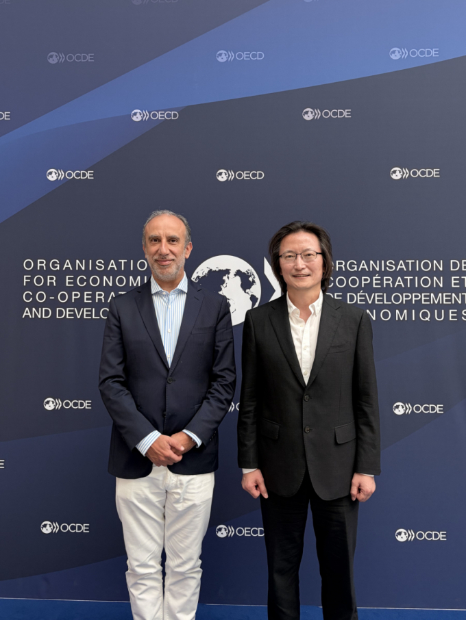 "담합 신고하면 과징금의 10% 포상금"…주병기, OECD 회원국에 공유