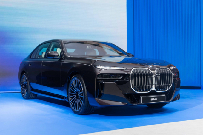 7시리즈 한정판부터 iX3까지…BMW, 부산서 전동화·럭셔리 비전 제시